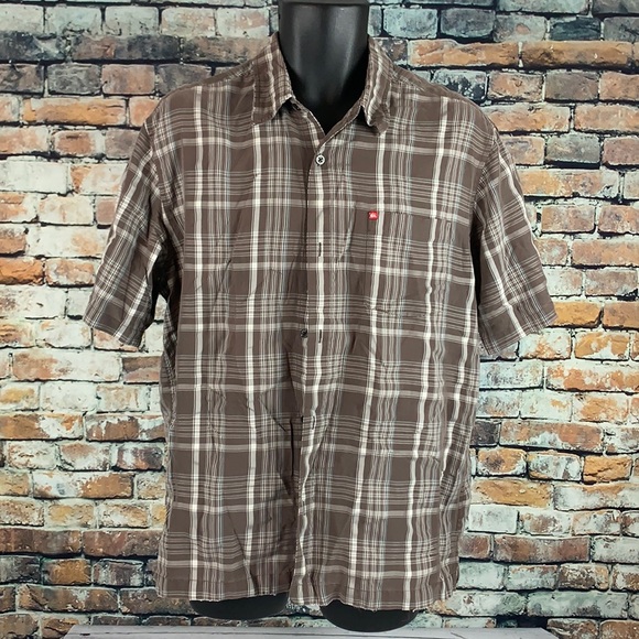 Quiksilver brown plaid button down shirt size Medium - Picture 1 of 7